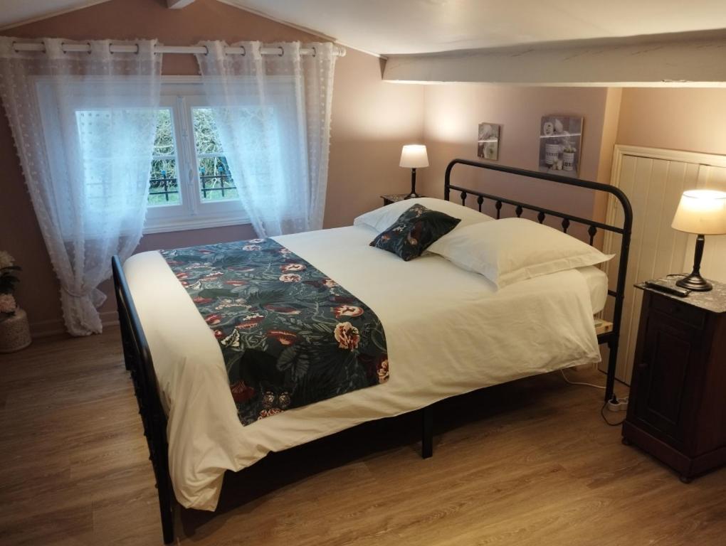 Au Coeur De Menesterol Chambre Emotion Montpon-Menesterol 外观 照片